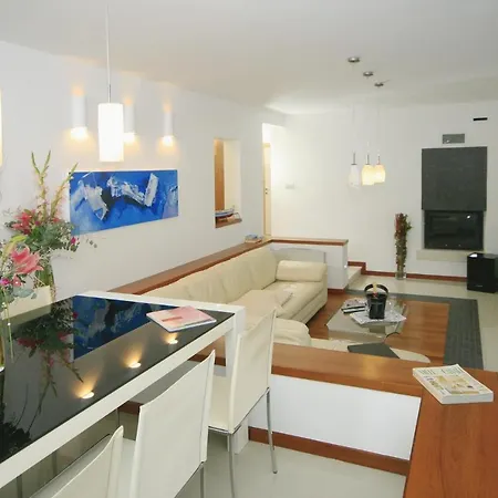 Mirjana - Exclusive Beachfront 6 Bedroom With Pool Villa Trogir